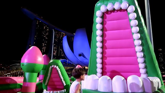 Bouncy Castle Paradise FUN