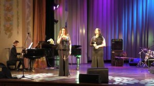 Кристина Рыжковская и Алина Анищенко. Романс  "Не верьте тем, кто никогда не плакал".