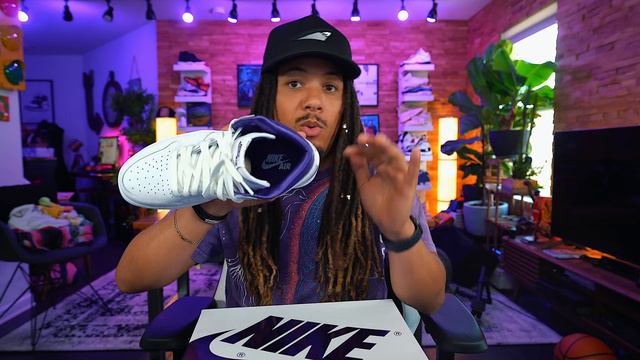 2021 AIR JORDAN 1 "COURT PURPLE" "METALLIC PURPLE" REVIEW AND ON FOOT IN 4K ! смотреть онлайн