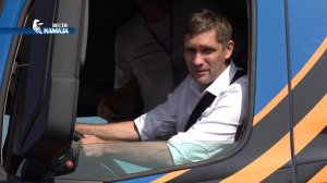 Гонщик F1 Виталий Петров — на конкурсе по экономичному вождению КАМАЗ-54901