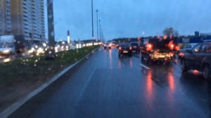 Скорая помощь едет на ДТП. Все не так плохо .