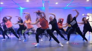 Утренняя танцевальная разминка Katarzyna Pilecka Zumba - Warm up