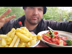 МУКБАНГ ЖАРЕНАЯ КАРТОШКА/ОБЖОР САЛАТ овощной