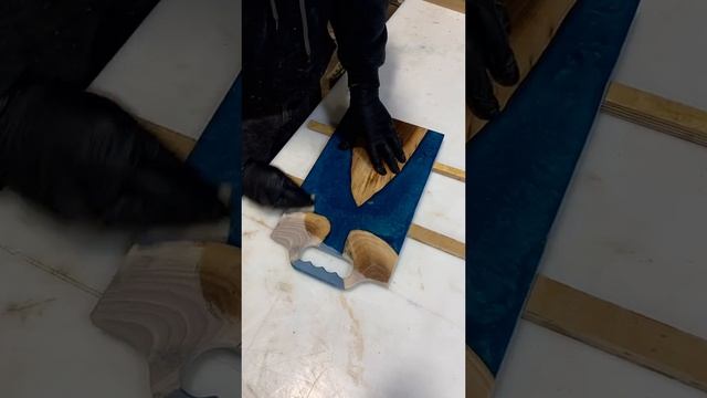 Разделочная доска из эпоксидной смолы смотреть онлайн