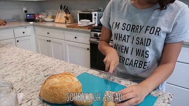 What We Ate & Did Today + Vegan Caesar Salad смотреть онлайн