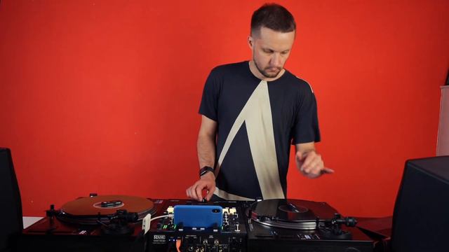 Phase Dj & Djay Algoriddim (connection & scratch test) смотреть онлайн