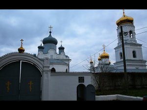 Киево-Николаевский Новодевичий женский монастырь в городе Алатырь.