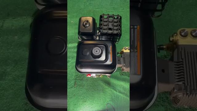 Бензиновая мойка высокого давления 250 бар идеально подходит для использования на сельскохозяйств... смотреть онлайн