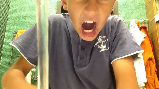 Чистим зубы содой? смотреть онлайн