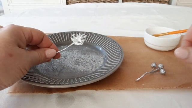 ?ледяная ветка из ГОРЯЧЕГО клея и ФОЛЬГИ смотреть онлайн