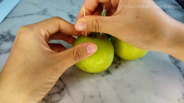 Алтын кузге арналган колонер.Балабақшаға арналған қолөнер.Поделки в садик.Осенние поделки. смотреть онлайн