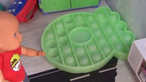 ПОП ИТ ПРОТИВ БАБКИ ГРЕННИ! Катя и Макс веселая семейка, куклы в реальной жизни ДАРИНЕЛКА ТВ