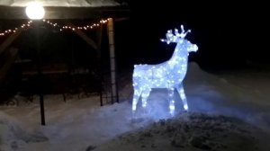 Новогодний олень в полный рост своими руками