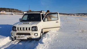 По сугробам на Suzuki Jimny