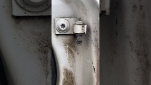 Провисание двери Октавия а7