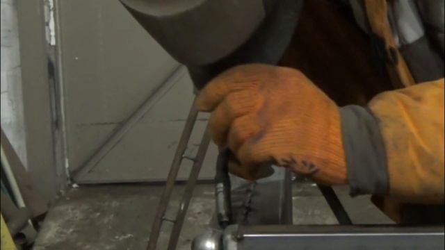 Это нужно каждому... Кровать своими руками с элементами ковки #1 | bed made of metal. смотреть онлайн