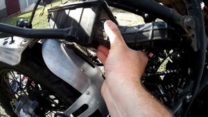 Сложная замена воздушного фильтра на Geon  Scrambler 250.