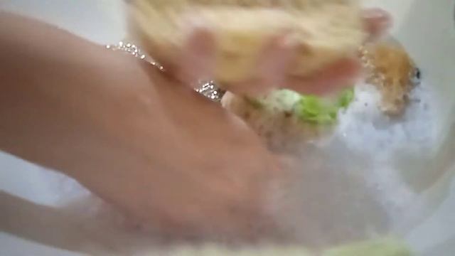 Asmr - асмр губки, пена, мыло звуки воды, таппинг, скретчинг, Sponge, Soap, sounds water 🧼🧽 смотреть онлайн