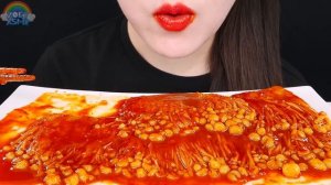 ASMR SPICY ENOKI MUSHROOMS 불닭팽이버섯 먹방 MUKBANG EATING SOUNDS 咀嚼音 えのき | ZOEY ASMR