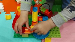 Горка с шариками  Lego duplo