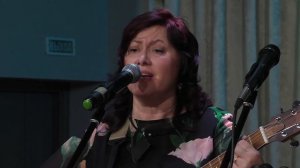 34."Посидим, поговорим..." - песня Елены Ключниковой на стихи Михаила Кораблина - Елена Ключникова