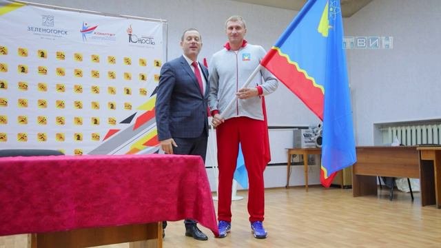 Спортсменов проводили в Железногорск