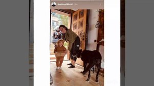 Ибрагим Челиккол и Бирдже Акалай поделились своей любовью.İbrahim Çelikkol and Birce Akalay shared
