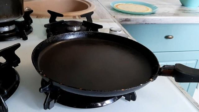 Блины из рисовой муки.Рецепты правильного питания.Диетические блинчики с красной рыбой.