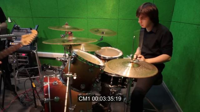 Новый барабанщик в concise! смотреть онлайн