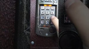 как поменять код в домофоне