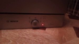 При включении посудомойки мигает значок мойки и через секунд 5 загорается end Bosch SKS 50E18EU