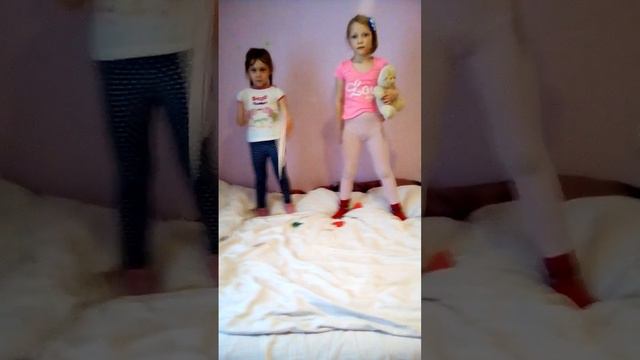 С 8 марта смотреть онлайн