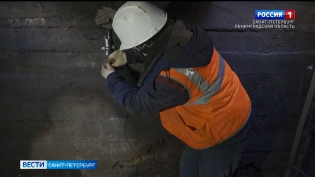 Энергетики Петербурга находят повреждения труб по уровню шума