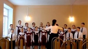 Хор младших классов. В.А. Моцарт "Послушай, как звуки"