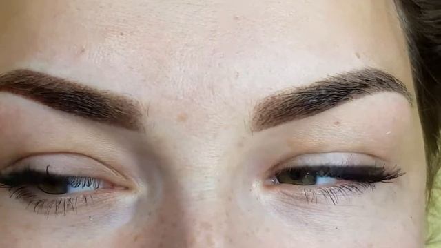 Пудровые брови после коррекции смотреть онлайн