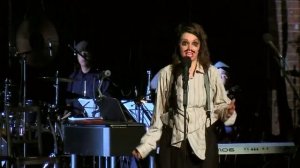 АЛЕКСАНДРА УРСУЛЯК  'Добрый человек из Сезуана'  'Как можно оставаться доброй'