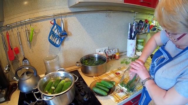 Маринованные хрустящие  огурцы без уксуса на зиму.
