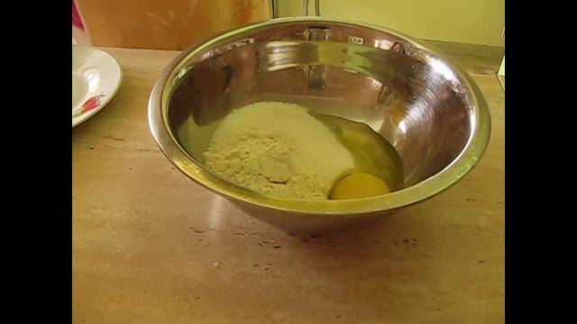 Нежный пирог с грушами. смотреть онлайн