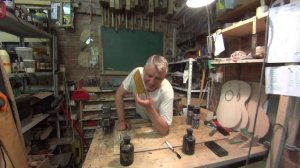 Имитация под чёрное эбеновое дерево, морилка "номера" для накладки грифа гитары