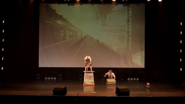 Акробатический дуэт Цветкова Антонина и Ершова Полина