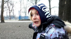 На нас напал Кустоголовый !  Тима сможет убежать от Зомби ?