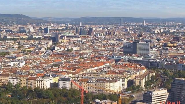 Panorama of Vienna, Austria. Panorama von Wien, Österreich. Панорама всей Вены, Австрия. смотреть онлайн