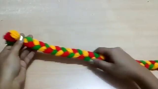 DIY woolen craft/Door hanging for home decor смотреть онлайн