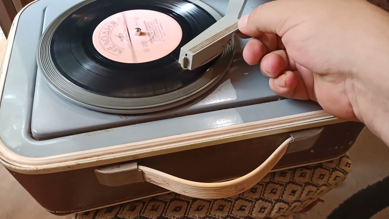 Нечто из прошлого. Что же это ? смотреть онлайн