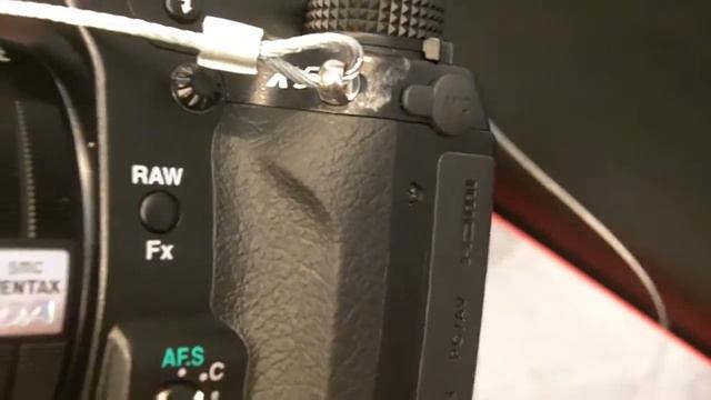 Pentax K-5 la fotocamera reflex per fotografie estreme - Photokina 2010 смотреть онлайн