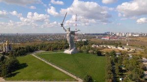 Родина Мать и Мамаев курган