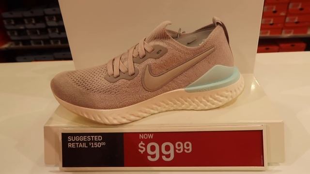 NIKE OUTLET SHOPPING! FOUND JORDAN XI'S WITH 30% OFF! смотреть онлайн