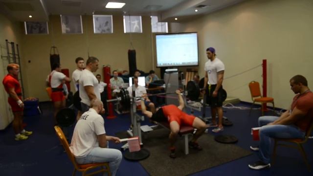 Кубок Одесской области по жиму лежа Чемпионат по подъему на бицепс 30 06 35 смотреть онлайн