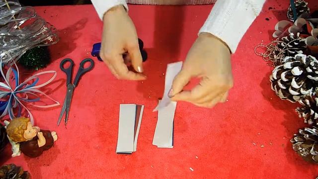 Как сделать гирлянду из бумаги.