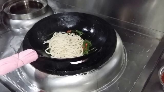 ЖАРЕНЫЙ ОСТРЫЙ ЛАГМАН!